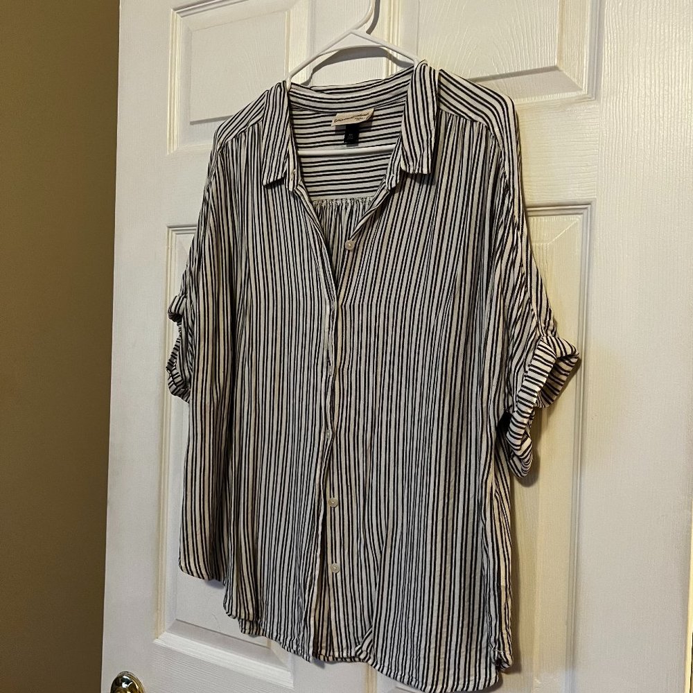 3 for $10 Universal Thread Oversized Striped Button Up— size XXL